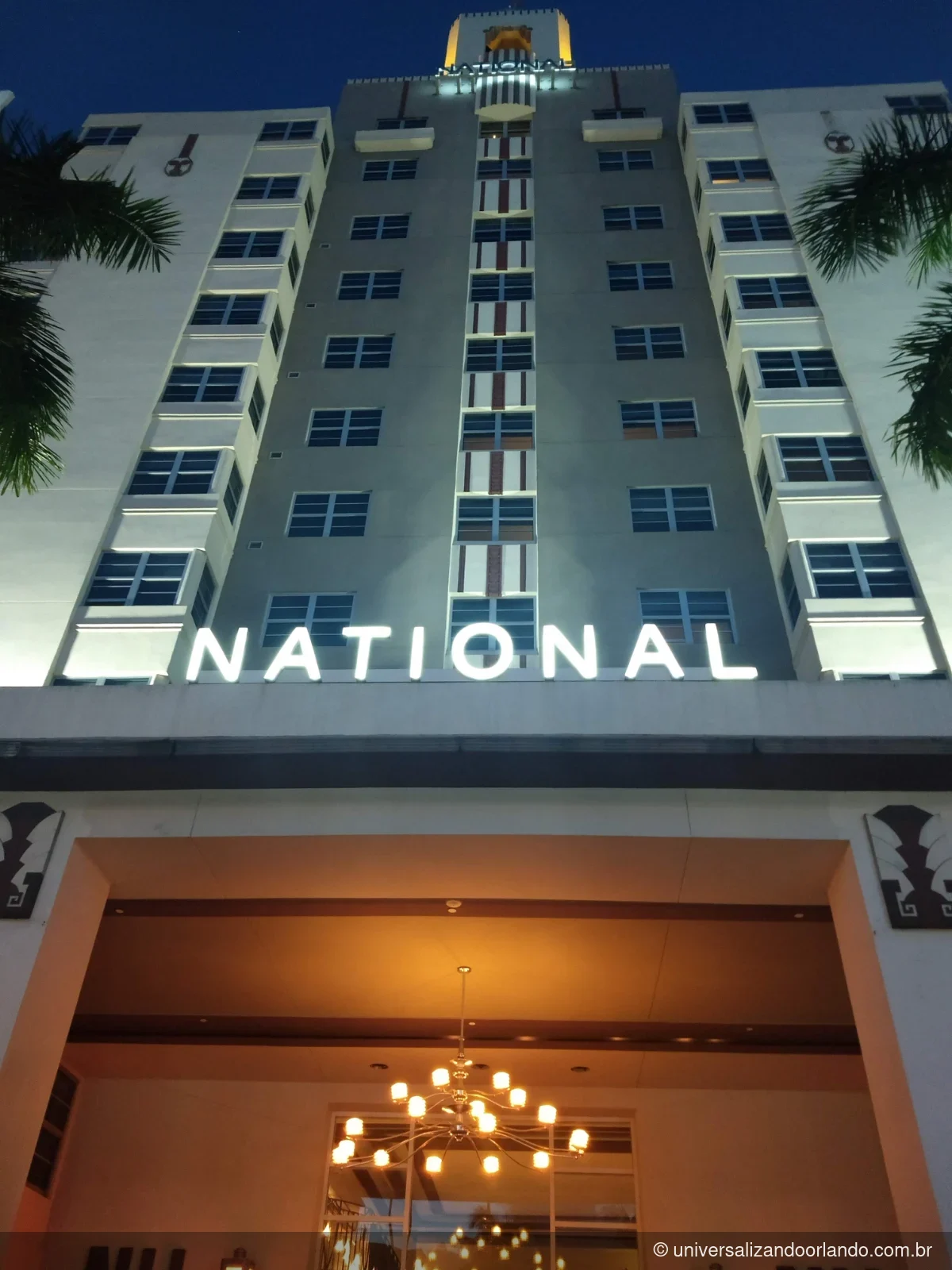 Fachada art déco do hotel National, em Miami Beach
