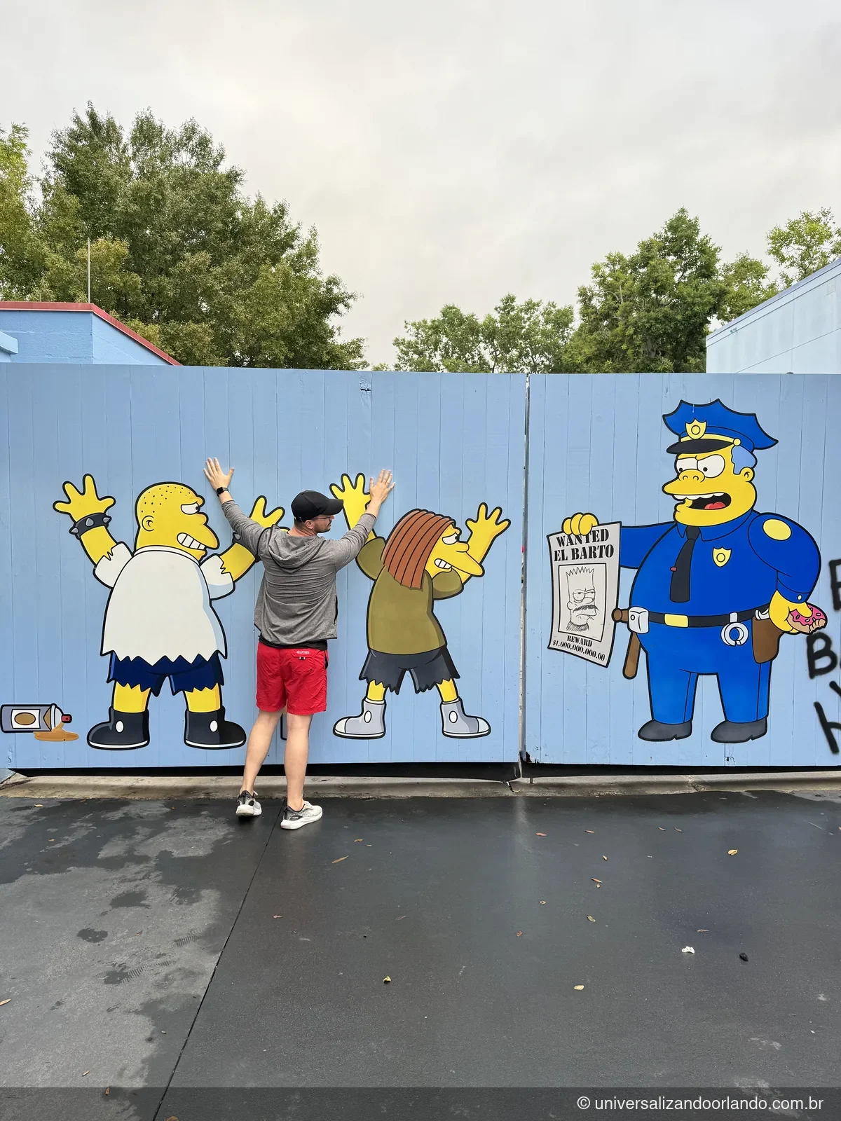 Mural dos Simpsons em Springfield, uma das áreas com mais segredos do Universal Studios