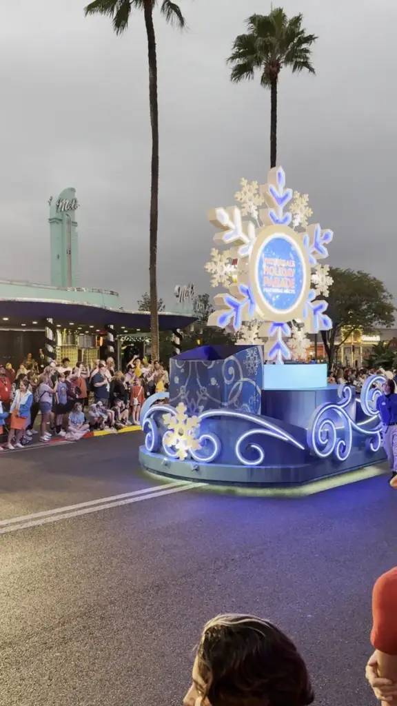 Desfile de Natal da Universal: quando é, o que tem e como assistir